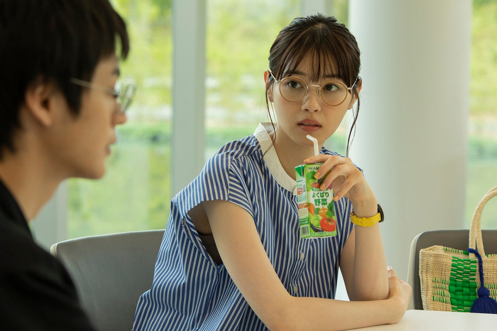 西野七瀬、切ない恋心を目線で表現 「恋は光」新場面写真解禁