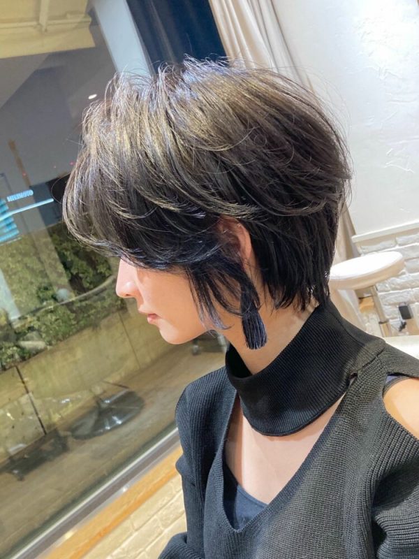 グレーのインナーカラーで差をつけよう 大人女性におすすめのスタイルは モデルプレス グレーのインナーカラーで差をつけよう 大人女性におすすめのスタイルは モデルプレス