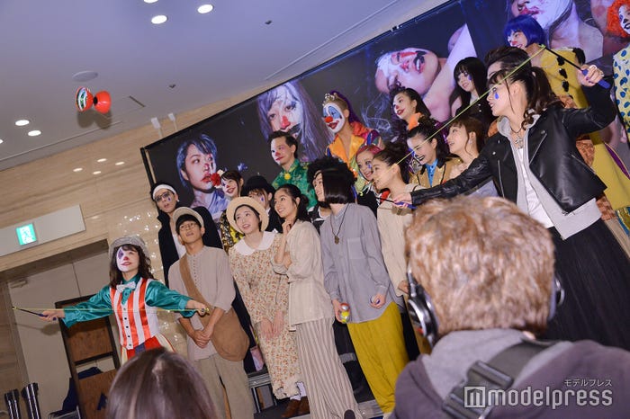 田代明、八鍬乃々によるディアボロ (C)モデルプレス