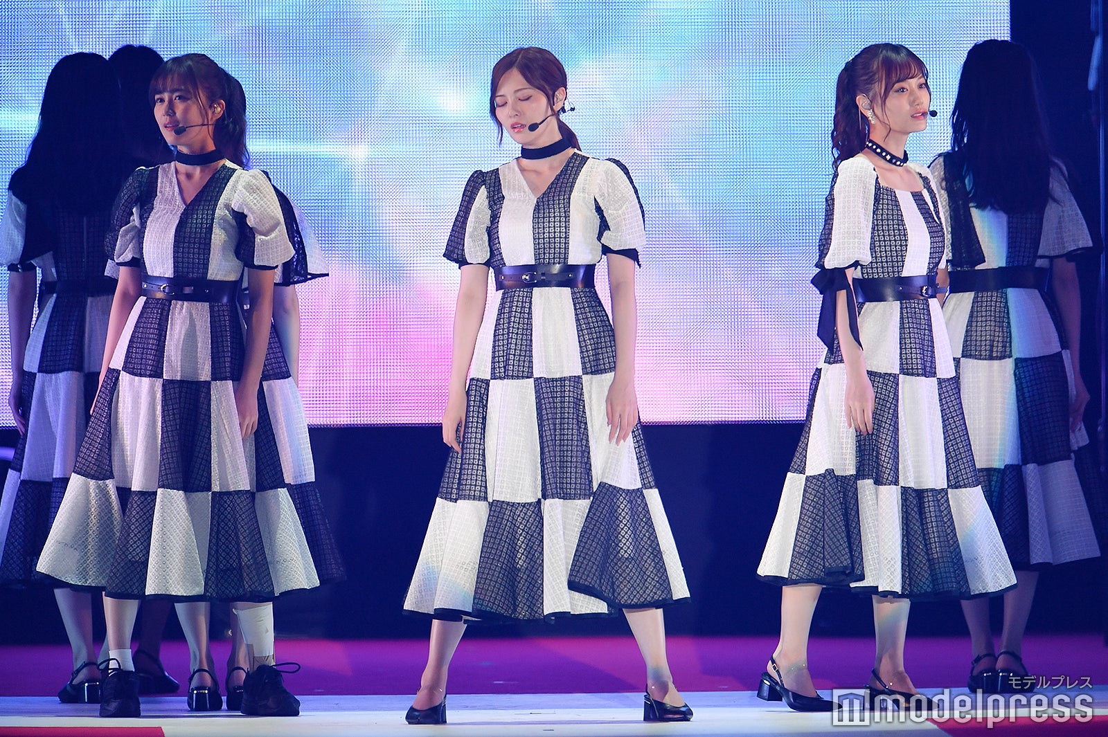 生田絵梨花、白石麻衣、山下美月（C）モデルプレス