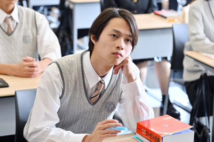 青山凌大「御上先生」第1話(C)TBS