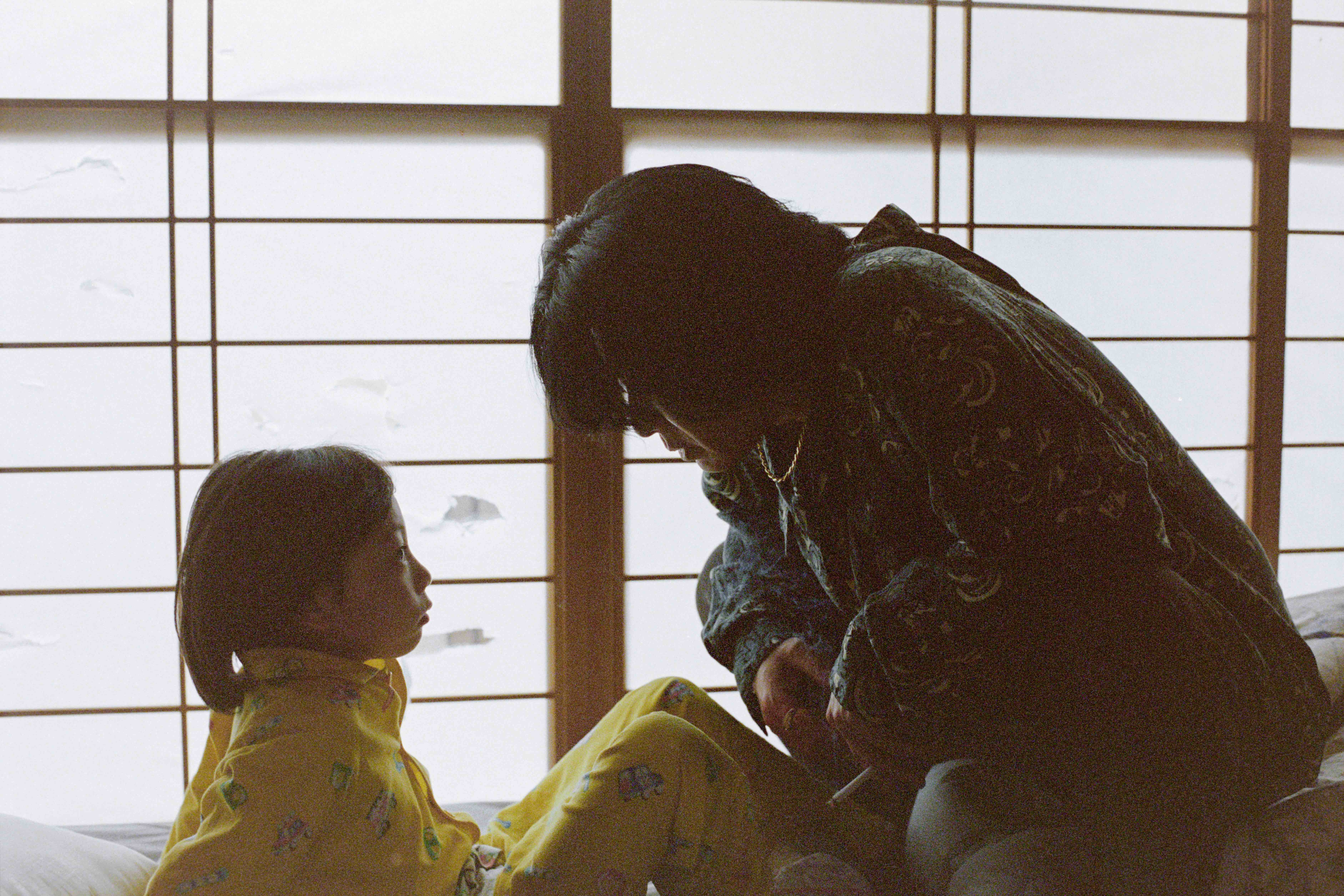 穐本陽月、永瀬正敏（C）2025「しびれ」製作委員会