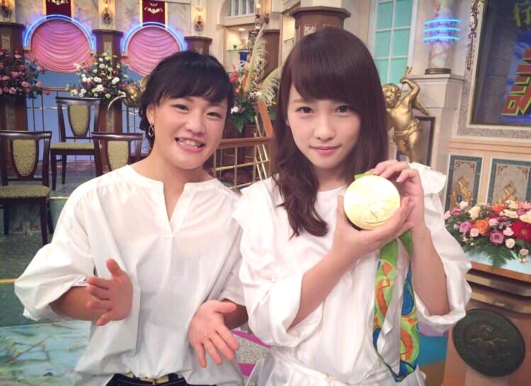 川栄李奈「姉妹みたい」と話題の金メダリストと2ショット 初共演にも期待の声