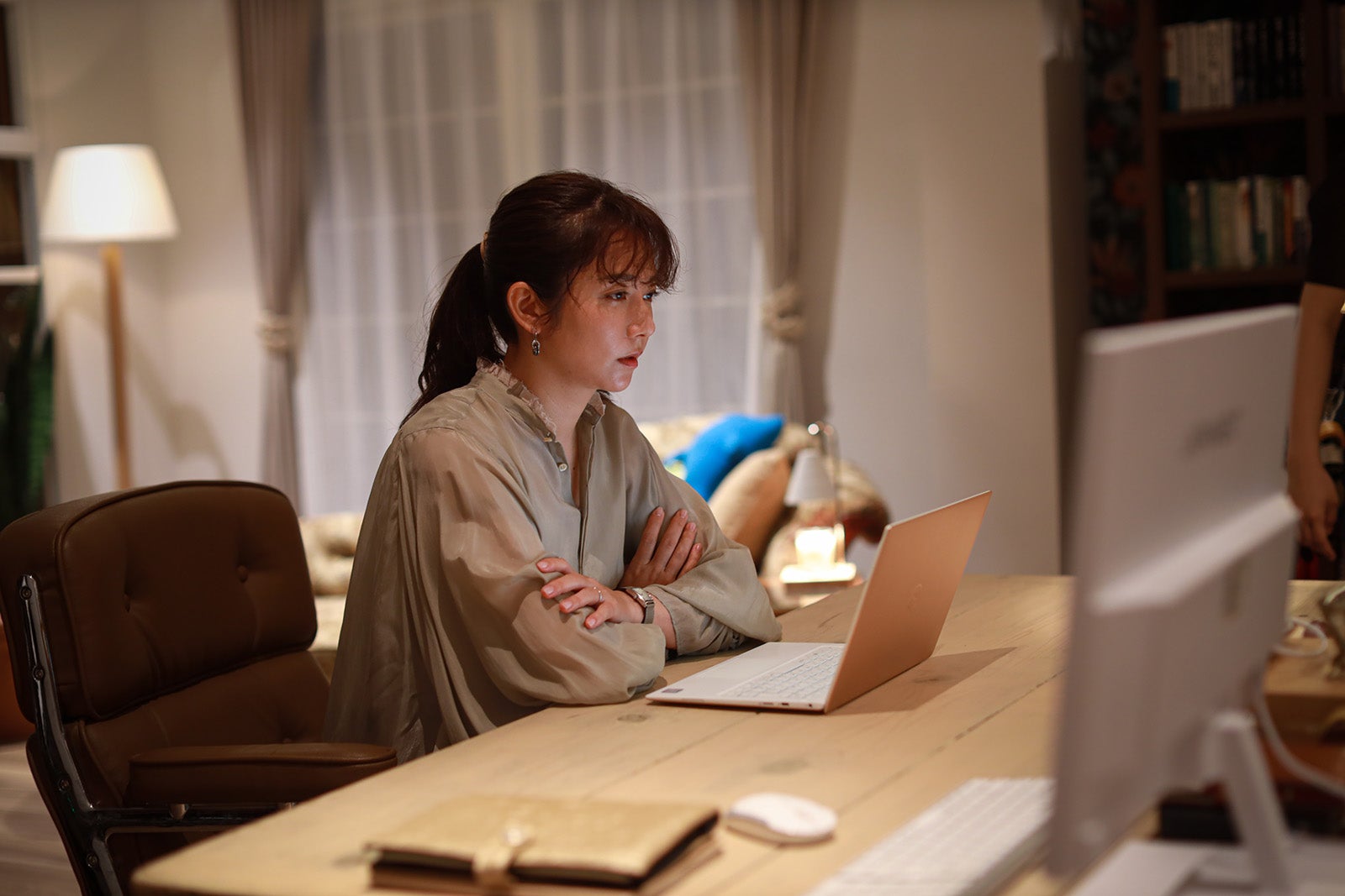 木村文乃「スカイキャッスル」第3話より（C）テレビ朝日