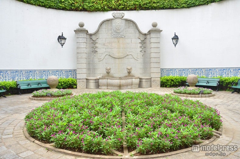 セナド広場の目の前に建つ世界遺産「民政総署」