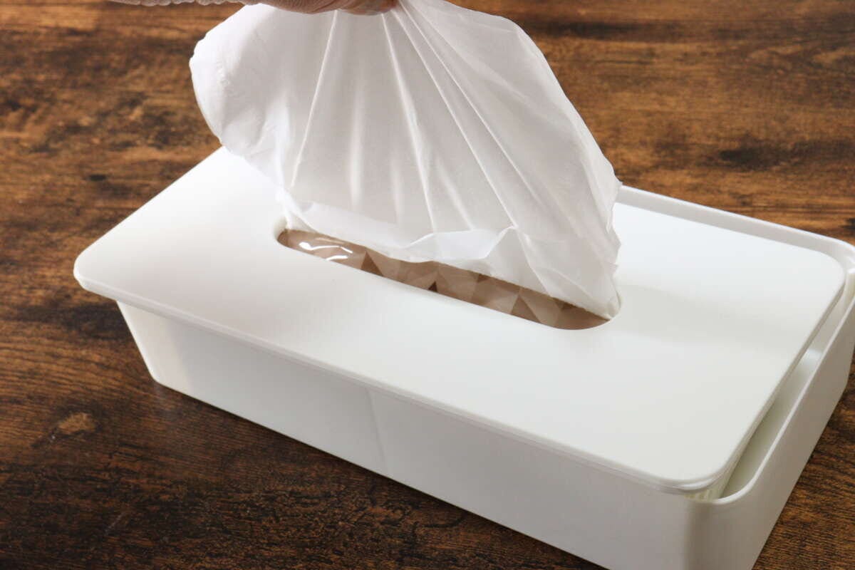 ティッシュケース(ホワイト) 蓋のズレ ティッシュケース(ホワイト) 蓋のズレ