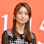大島優子 脱ぎやがれ 大胆 手ブラ 表紙に反響 モデルプレス 大島優子 脱ぎやがれ 大胆 手ブラ 表紙に反響 モデルプレス