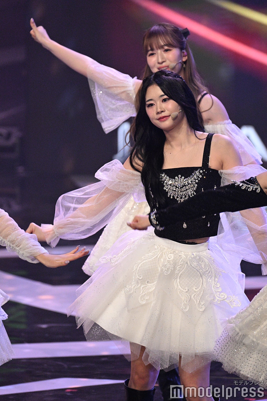 （C）モデルプレス