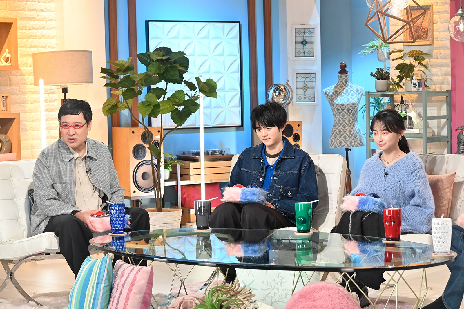 山里亮太、鈴鹿央士、影山優佳「僕のあざとい元カノ from あざとくて何が悪いの？」第4話（C）テレビ朝日