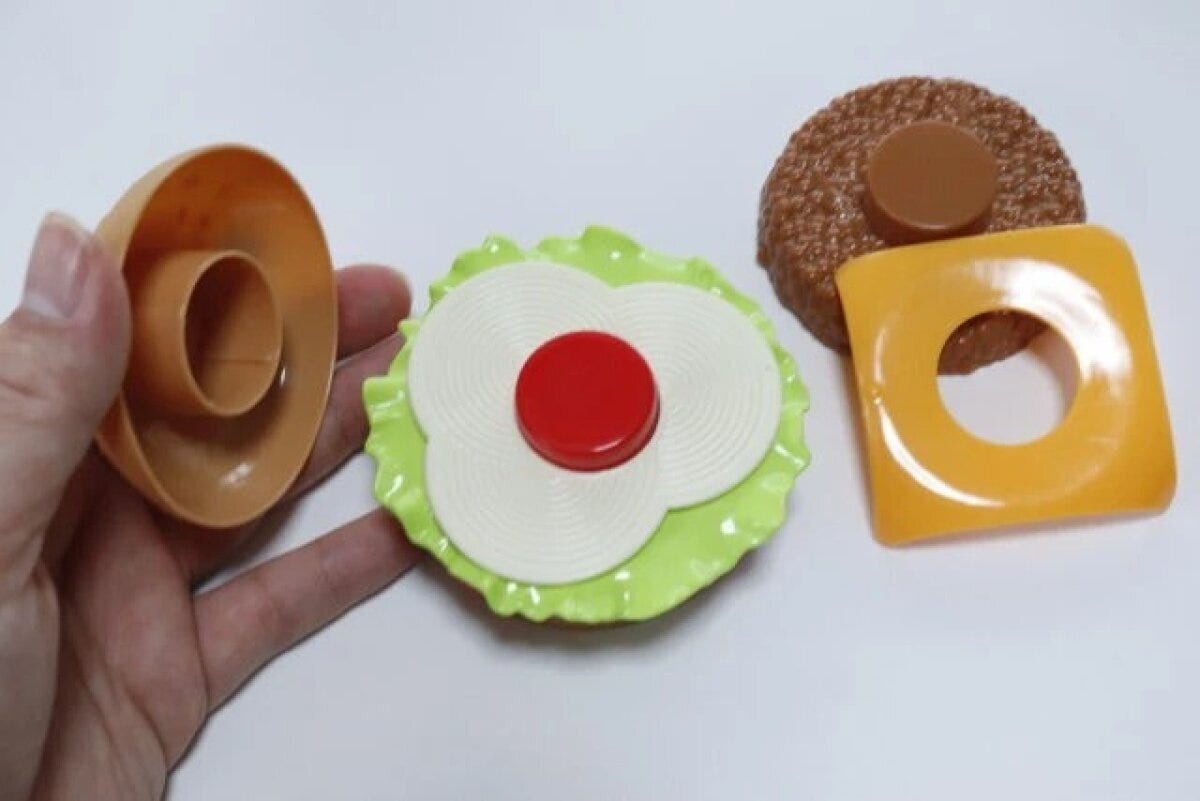 THREEPPY　スリーピー　おままごとハンバーガーセット　デザイン