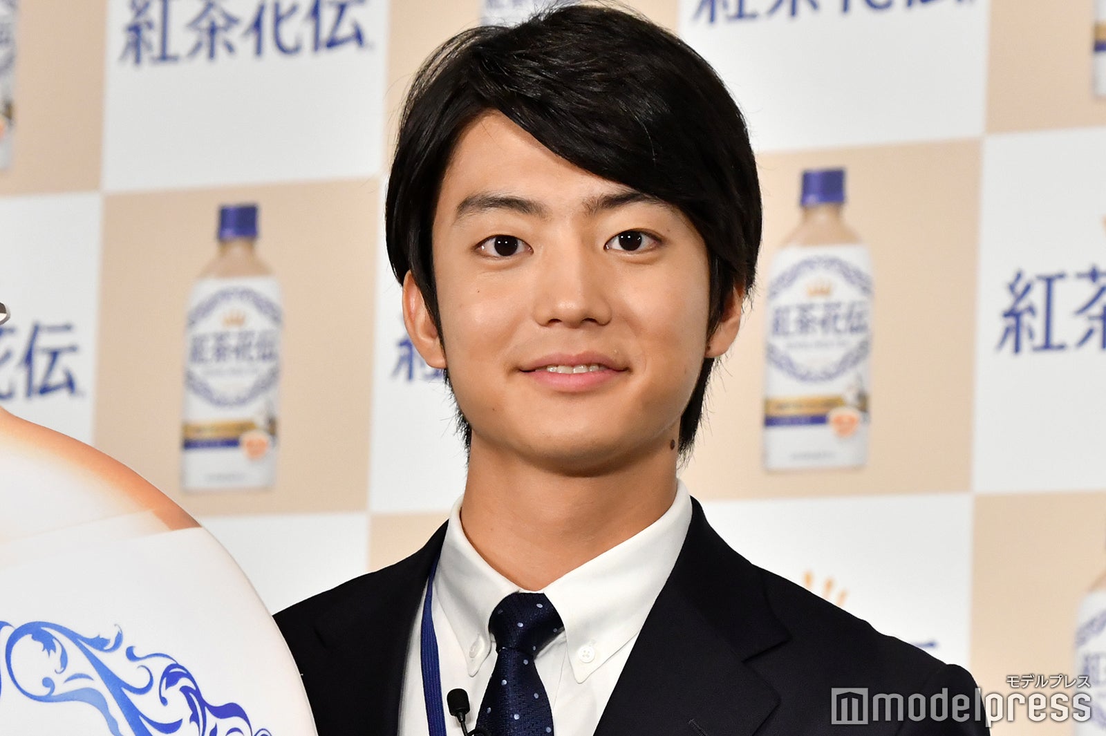 伊藤健太郎、イベントで牛と共演  牛語を“翻訳”も