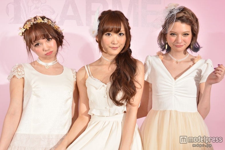 黒瀧まりあ、菅野結以、瑛茉ジャスミン