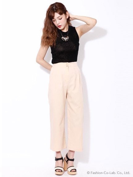 リラックスサマーワイドパンツ「garden by Valmuer」10,584円（税込）