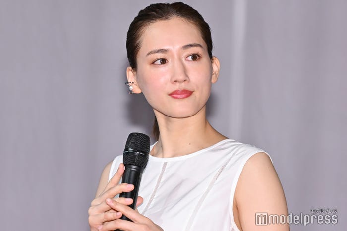 綾瀬はるか (C)モデルプレス