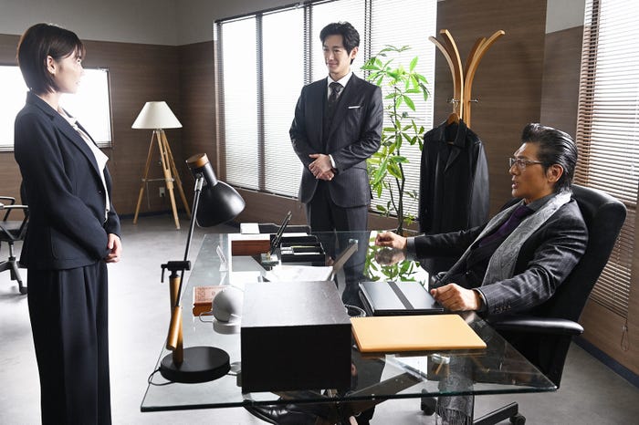 倉科カナ、ディーン・フジオカ、高橋克典「正直不動産2」第3話(C)NHK