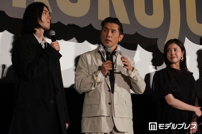 菅田将暉、本木雅弘、吉高由里子(C)モデルプレス