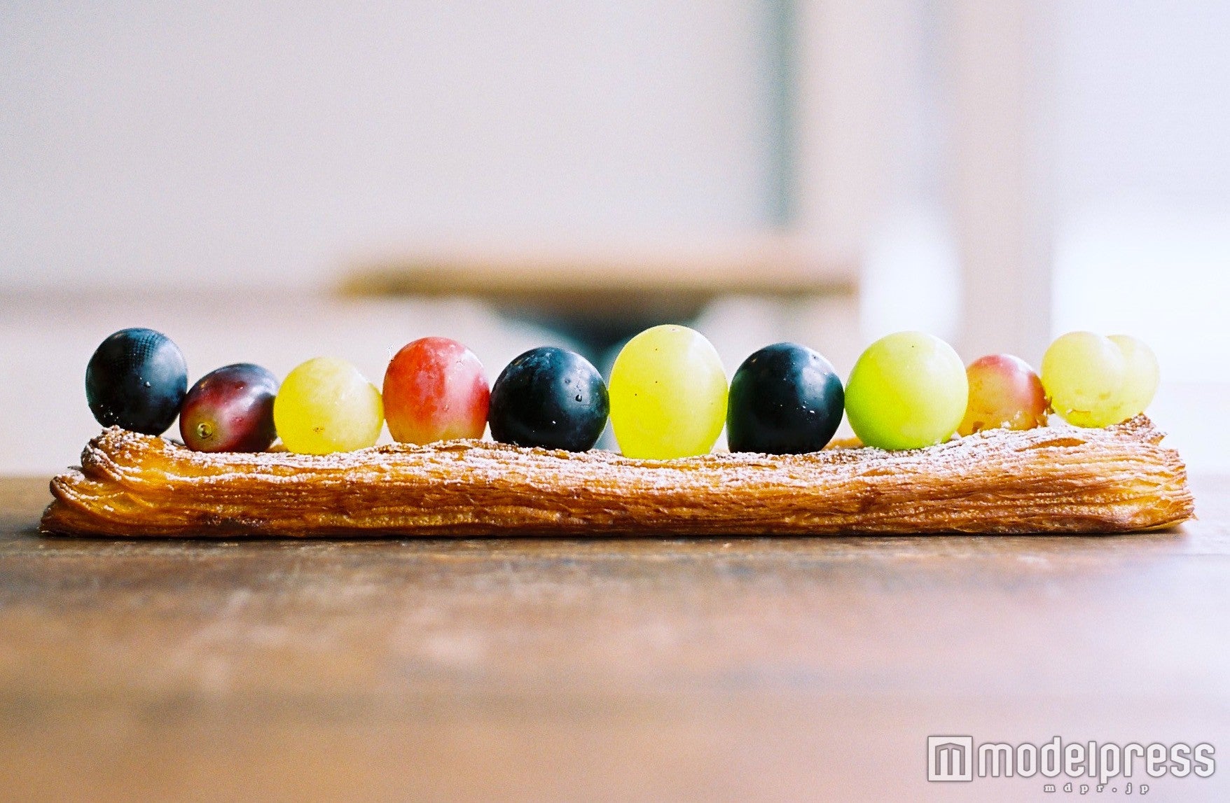 「青山パン祭り」予約限定「10種のぶどうのフルート」1,800円（税込）／画像提供：Bread Lab