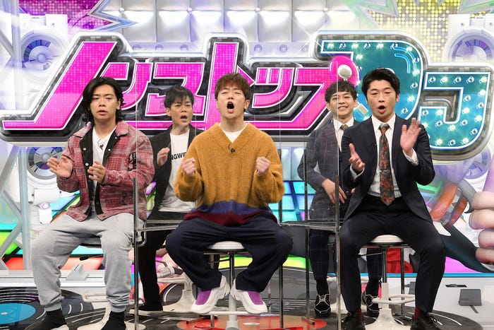 (左から)野田クリスタル、名倉潤、陣内智則、石井、新山(C)フジテレビ