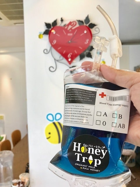点滴ジュース／画像提供：Honey Trip