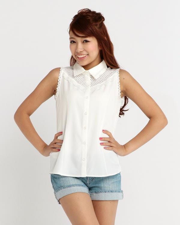 メッシュフリルノースリブラウス「Tralala」5,292円(税込)/画像提供:Tokyo Kawaii Life