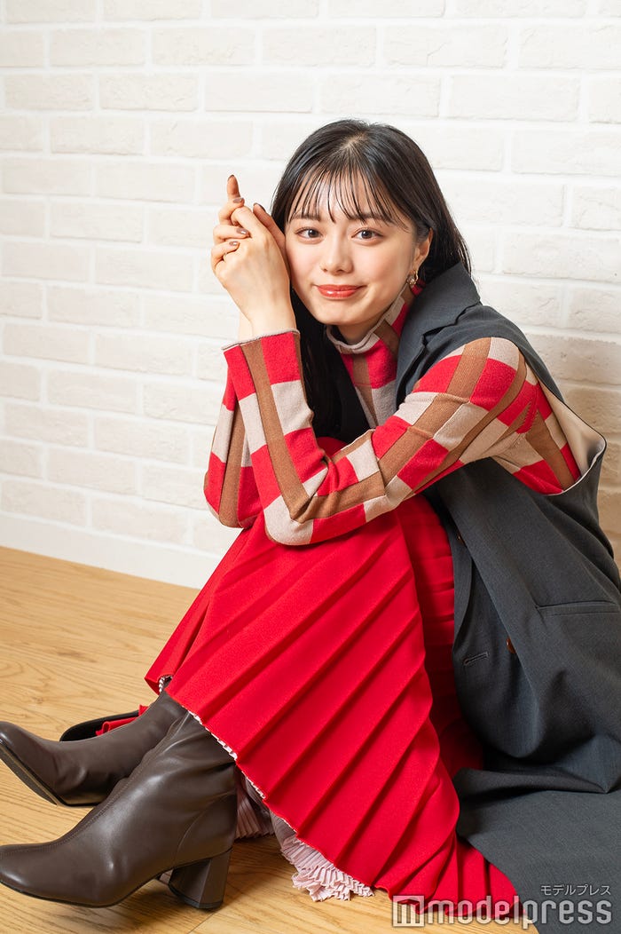 紺野彩夏(C)モデルプレス