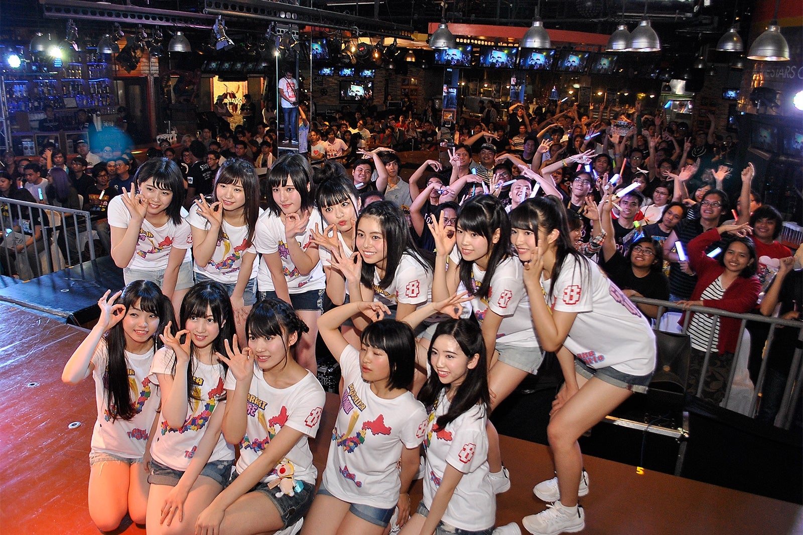 AKB48チーム8（C）AKS