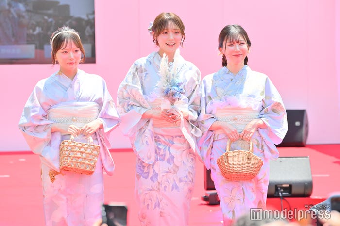 momoho・野咲美優・コーラのこだわり はな(C)モデルプレス