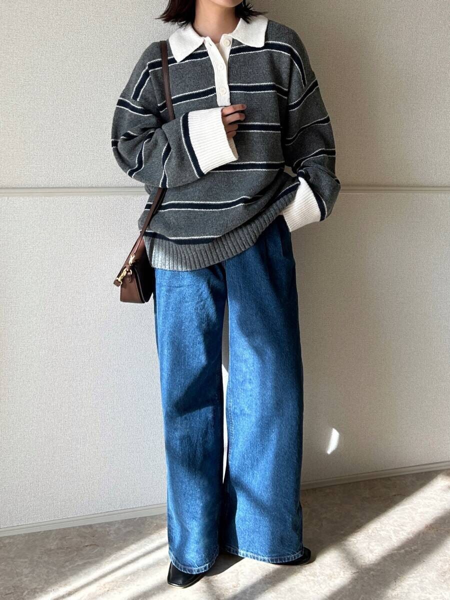GUデニムタックトラウザーとゆるニットコーデ