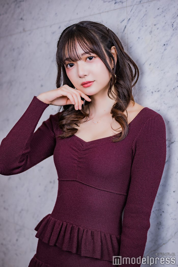 菅井純愛さん(C)モデルプレス
