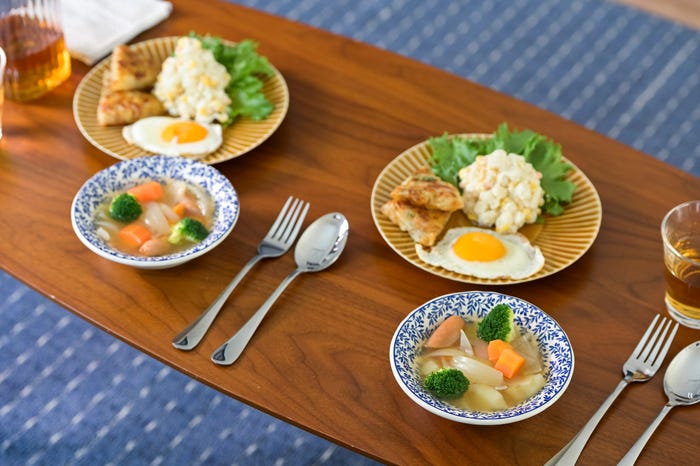 黒沢優一(町田啓太)が作った朝食(C)豊田悠/SQUARE ENIX・「チェリまほ THE MOVIE」製作委員会