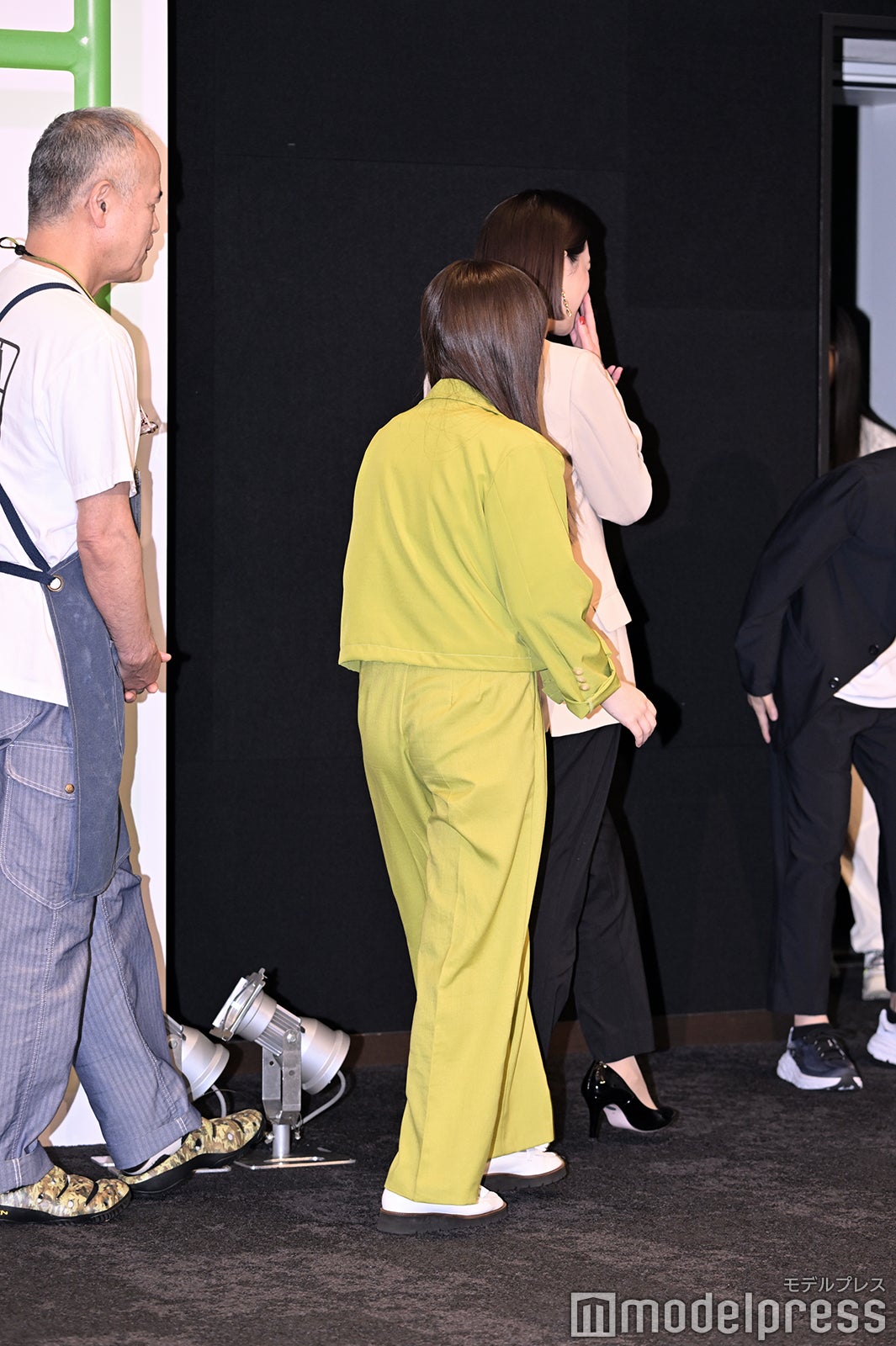 田中要次、与田祐希、藤井夏恋（C）モデルプレス