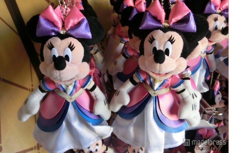 「バレンタイン・ナイト2014」ミニーのぬいぐるみバッジ