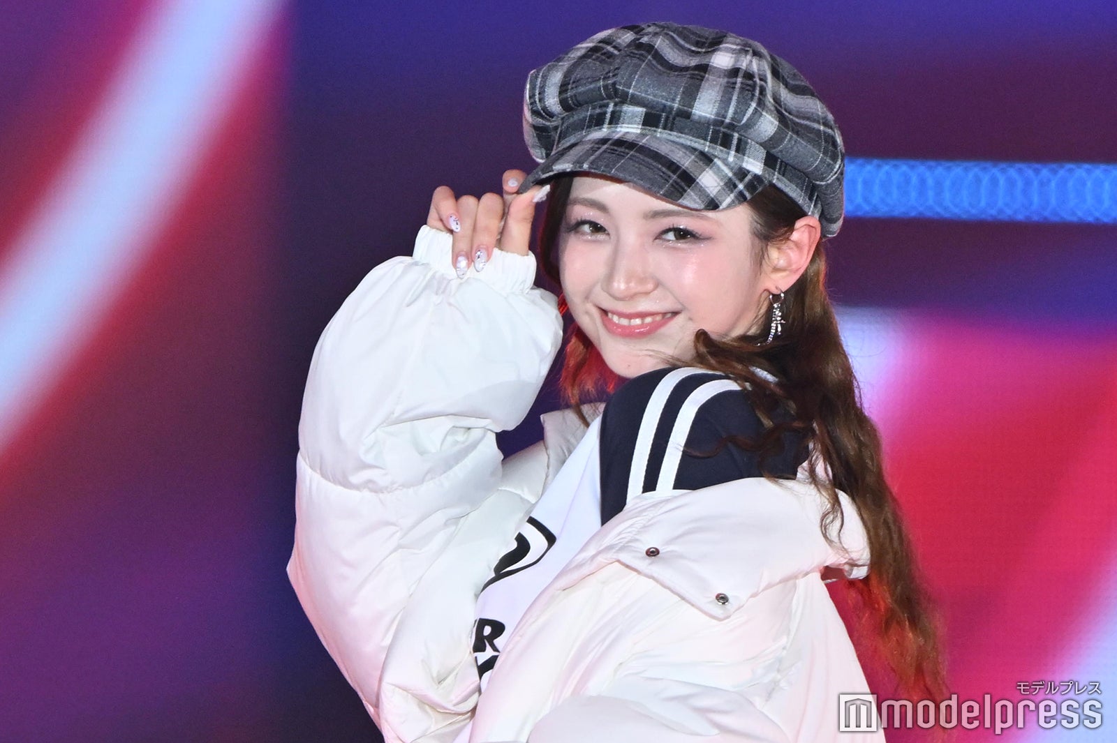 （C）モデルプレス