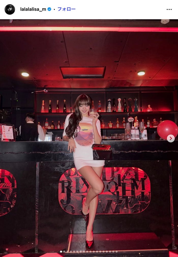 リサInstagramより