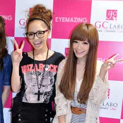 小森純、みずきてぃ(「EYEMAZING」新シリーズ発売記念イベントより)