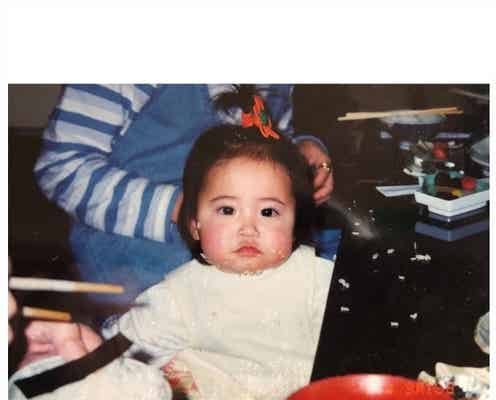 衛藤美彩、幼少期写真公開 27歳バースデー迎え「恩返しをしていきたい」