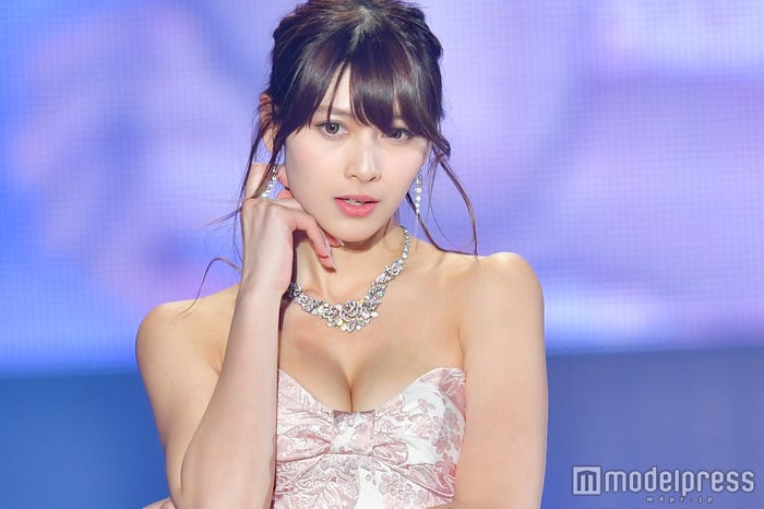 アンジェラ芽衣(C)モデルプレス