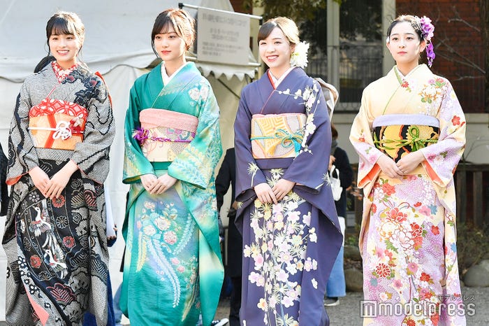 (左から)大園桃子、山下美月、渡辺みり愛、向井葉月(C)モデルプレス