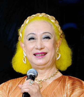 美輪明宏さん死去、91歳 「最後は『ありがとう』と…静かに目を閉じました」 直筆文「愛があれば戦争なんか起こりません」も公開