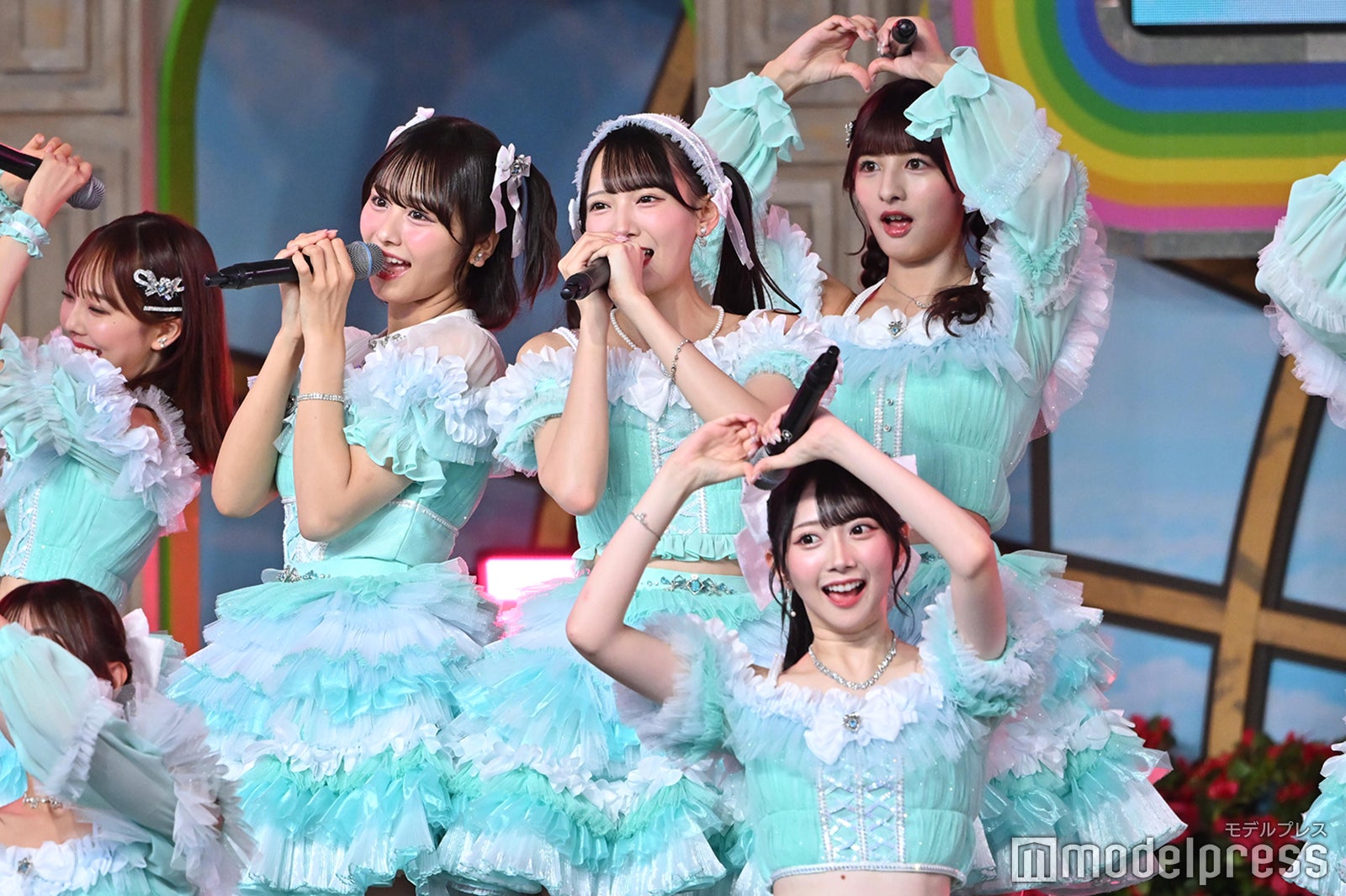 ≠ME（C）モデルプレス