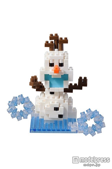 ナノブロック（オラフ）￥1600／（C）Disney