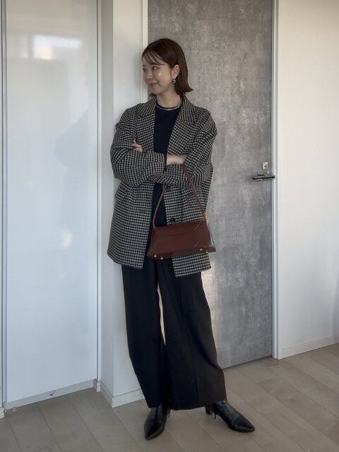 GUペプラムニットプルオーバー GUペプラムニットプルオーバーのワイドパンツコーデ アウター