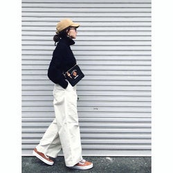ふらっと一人で街へお出かけ! 決めすぎないカジュアルコーデを楽しもう