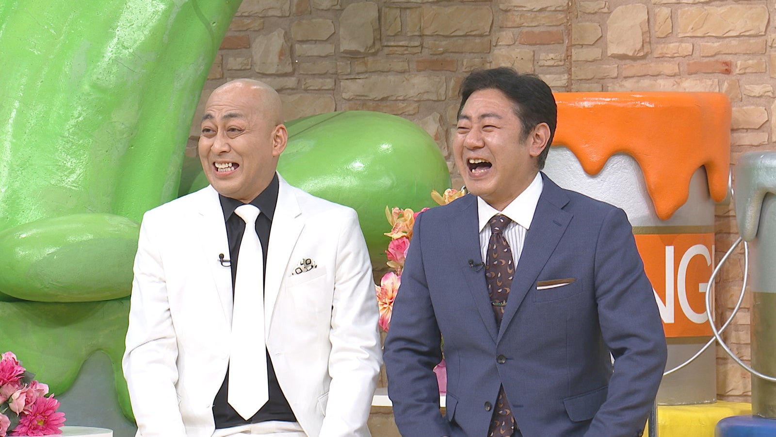 錦鯉（長谷川雅紀、渡辺隆） （C）日本テレビ