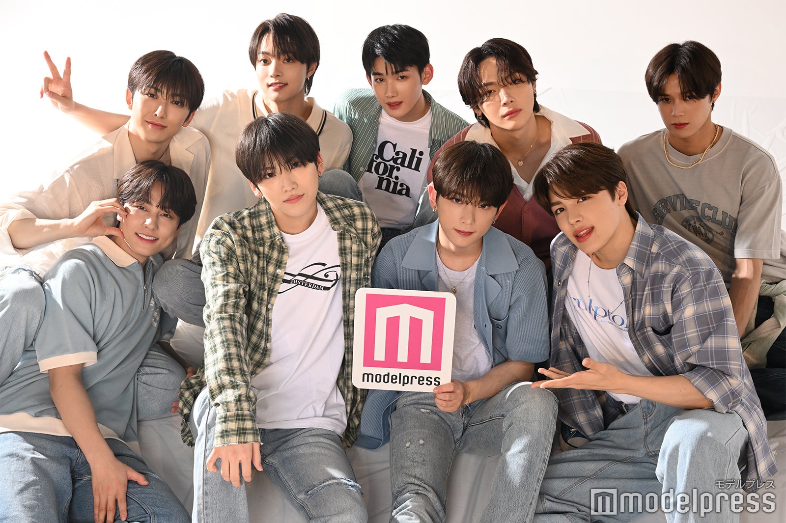 &TEAM／（左上から時計回りに）FUMA、EJ、JO、NICHOLS、K、MAKI、HARUA、YUMA、TAKI（C）モデルプレス