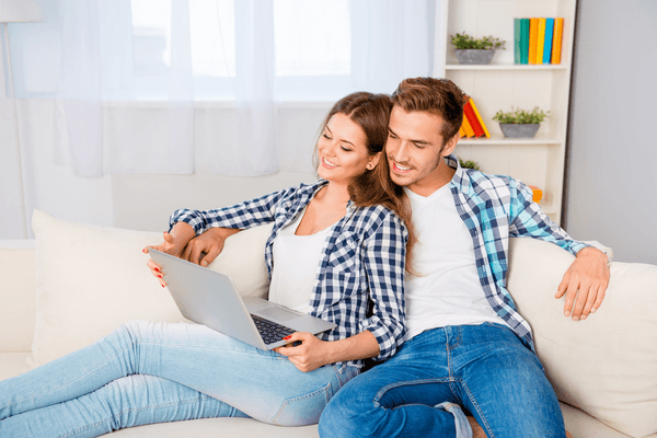 男性心理 付き合っているのに 追いかけたくなる女性 モデルプレス 男性心理 付き合っているのに 追いかけたくなる女性 モデルプレス