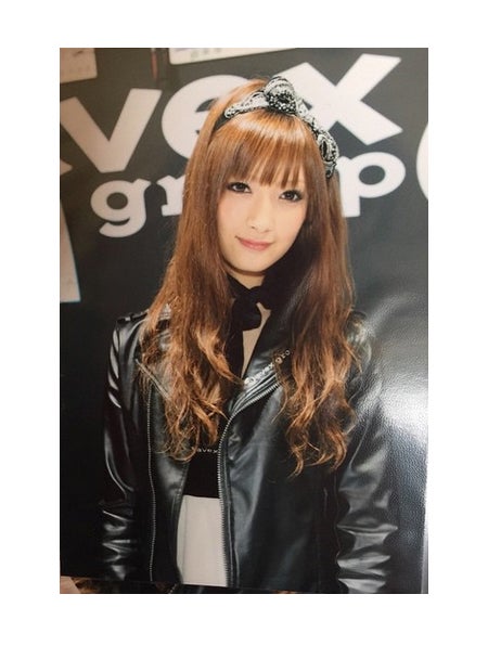 菜々緒 可愛い系 時代の写真を公開 お人形さんみたい と反響 モデルプレス