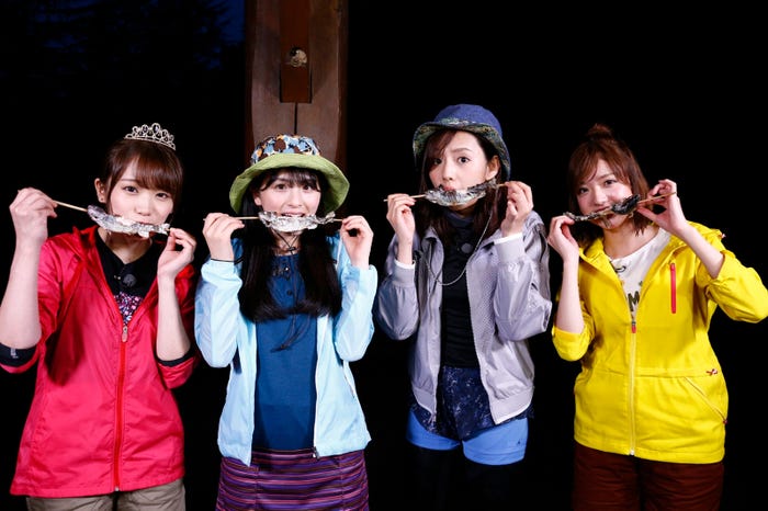 秋元真夏、大園桃子、新内眞衣、和田まあや (C)「NOGIBINGO!10」製作委員会