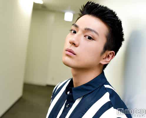 真剣佑、広瀬すずに抱く“信頼とホーム感”「すずちゃんで良かった」…一方でイケメン役に苦戦?「実はすごく難しいんです」<モデルプレスインタビュー>