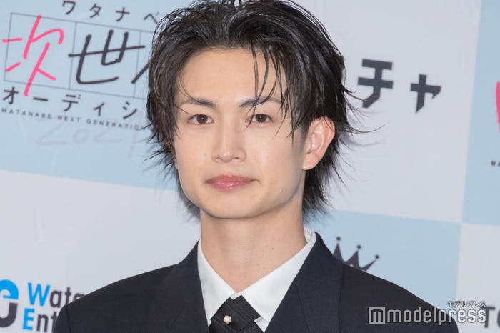 綱啓永(C)モデルプレス